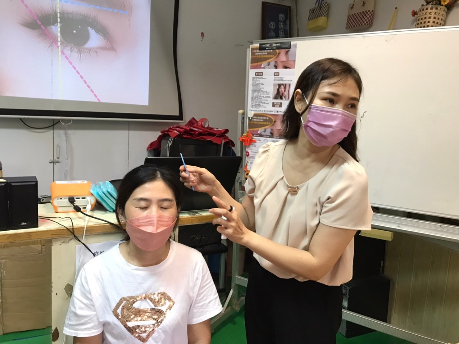新住民產業職能前導課程-新住民美容美甲整體造型班